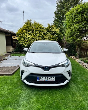 Toyota C-HR cena 97000 przebieg: 27000, rok produkcji 2020 z Poznań małe 211